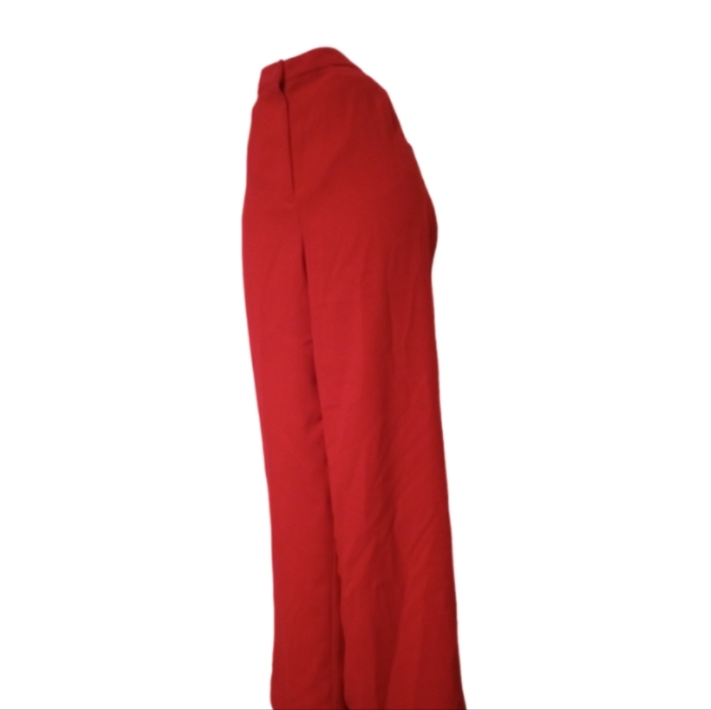Red slacks - Picture 5 of 6